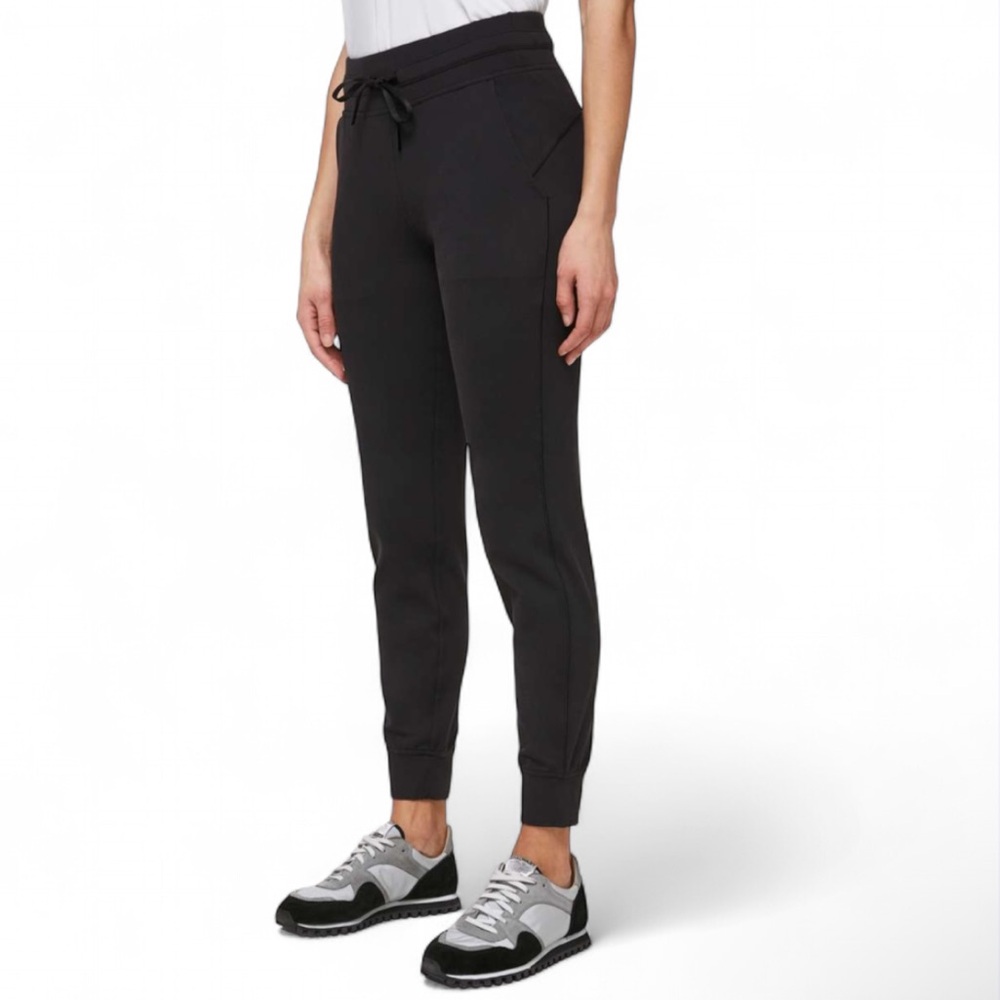 LULULEMON Black High Rise Joggers Ready to Rulu Pant 29” Athleisure Travel Sz 2